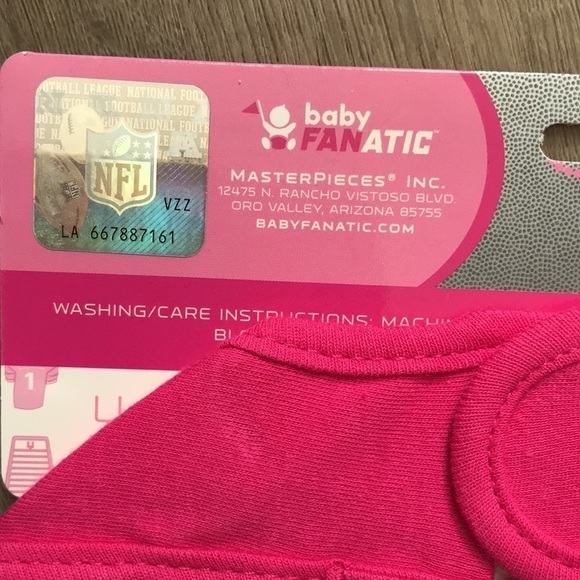 4/$25 NEW Baby broncos NFL fan Denver broncos baby fanatic - Picture 9 of 10
